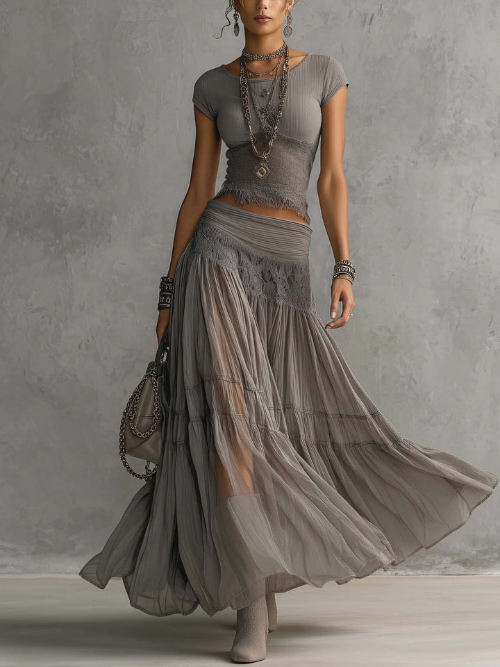 Completo Top in Pizzo Trasparente e Gonna Maxi Plissettata Grigia