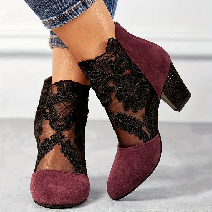 Charlotte™ - Tacchi Eleganti in Pizzo Floreale con Dettagli Fatti a Mano