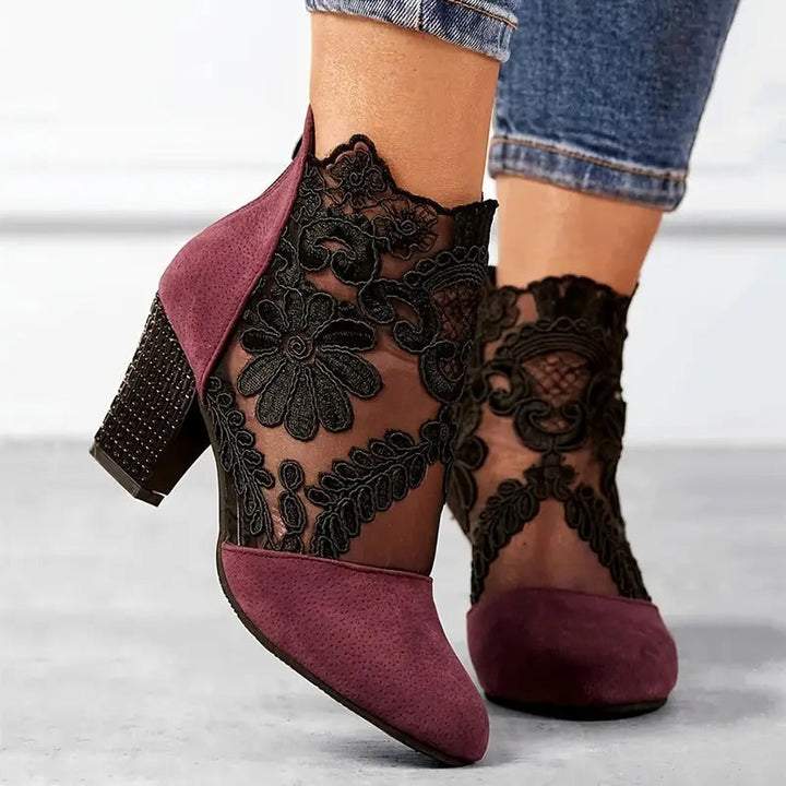 Charlotte™ - Tacchi Eleganti in Pizzo Floreale con Dettagli Fatti a Mano