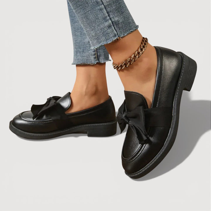 MAERYL – MOCCASINI CON DETTAGLIO FIocco