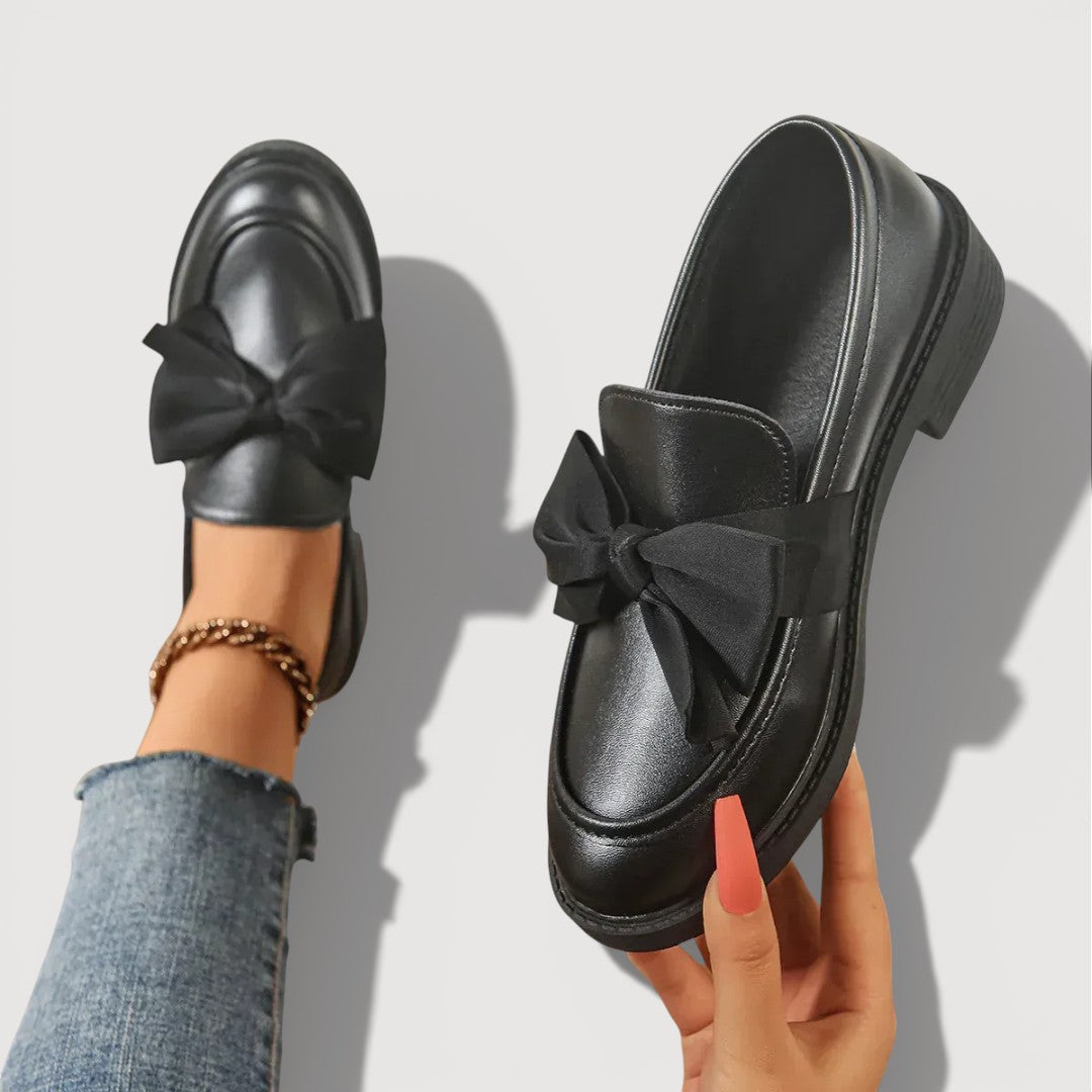 MAERYL – MOCCASINI CON DETTAGLIO FIocco