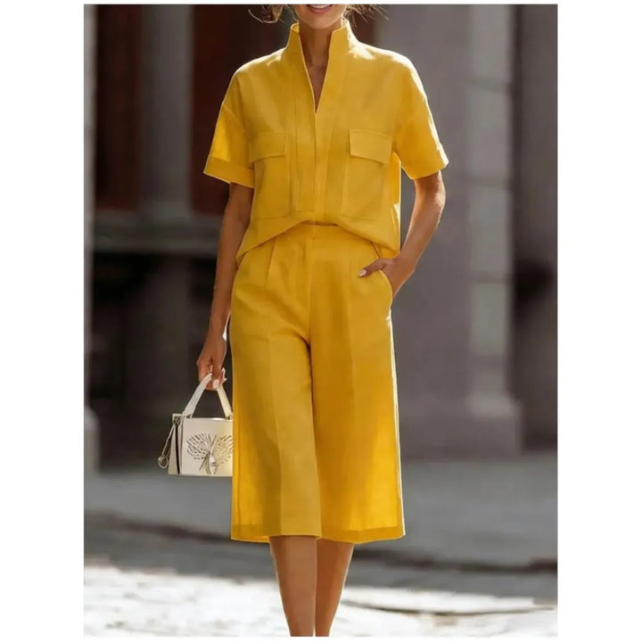 Luisa | Camicia a Maniche Corte con Collo e Pantaloni Corti Casual