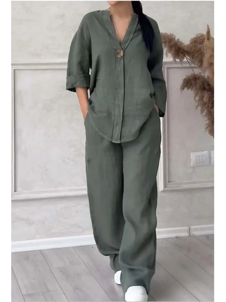 Mariana | Completo Casual con Scollatura a V e Pantaloni a Gamba Larga