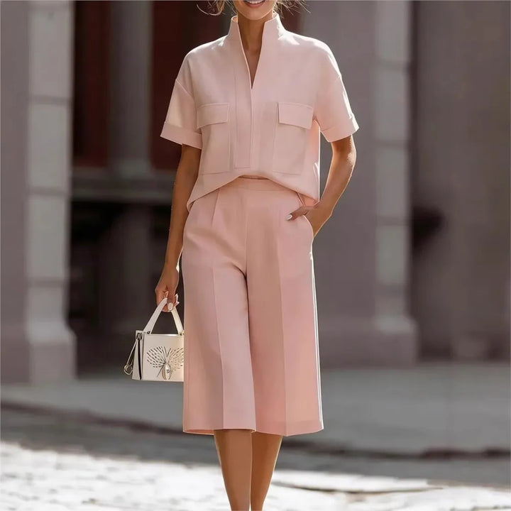 Luisa | Camicia a Maniche Corte con Collo e Pantaloni Corti Casual