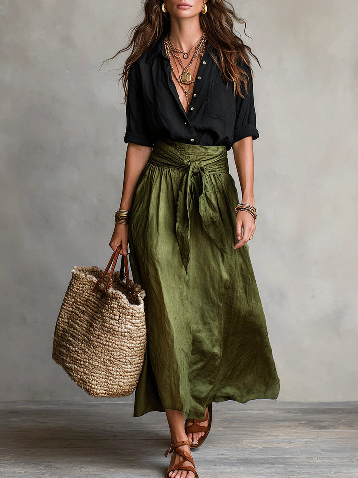 Vera – Completo di Due Pezzi: Maglietta Nera e Gonna Midi Verde Oliva